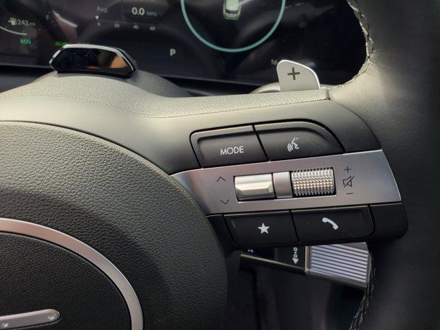 new 2026 Hyundai TUCSON Hybrid car, priced at $41,404