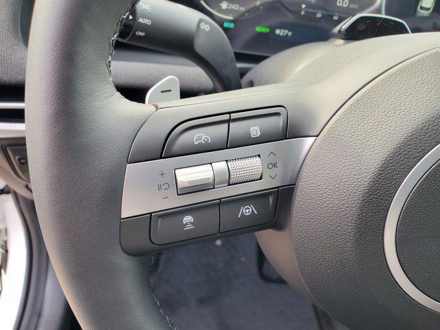 new 2026 Hyundai TUCSON Hybrid car, priced at $41,404