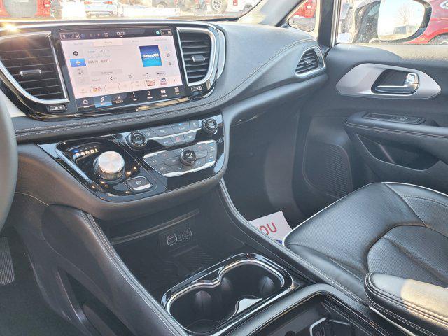 used 2025 Chrysler Pacifica car, priced at $34,750