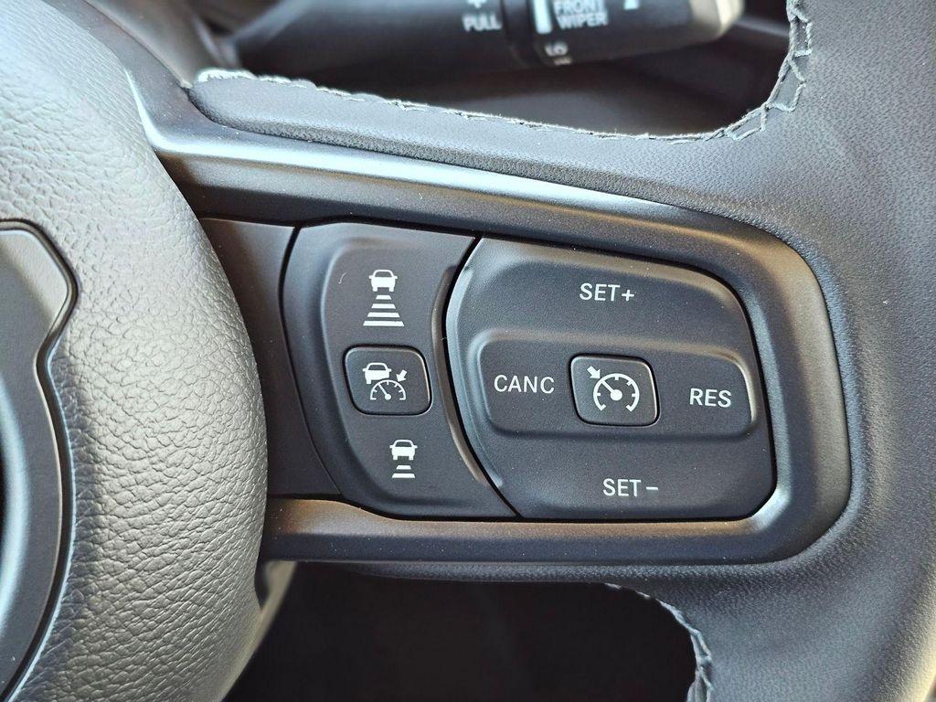 new 2026 Jeep Gladiator car, priced at $48,995