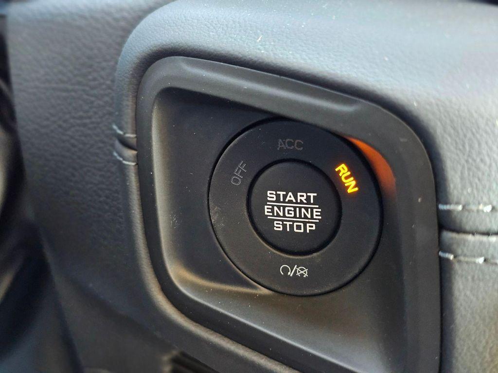 new 2026 Jeep Gladiator car, priced at $48,995