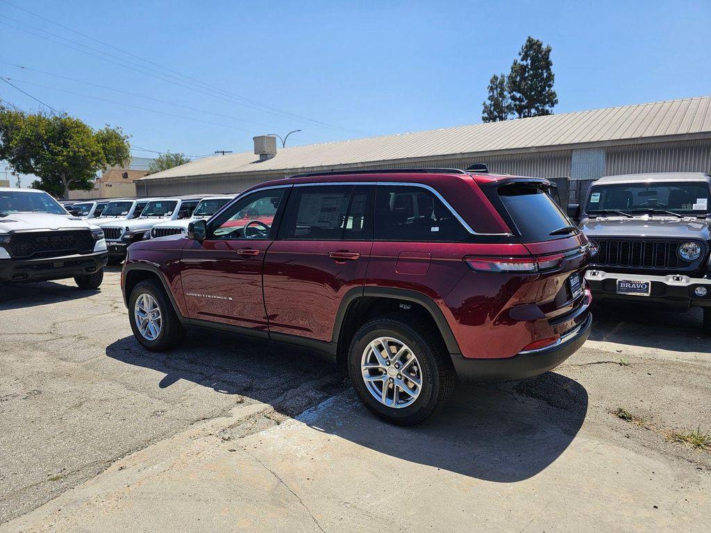 new 2026 Jeep Grand Cherokee car, priced at $36,415