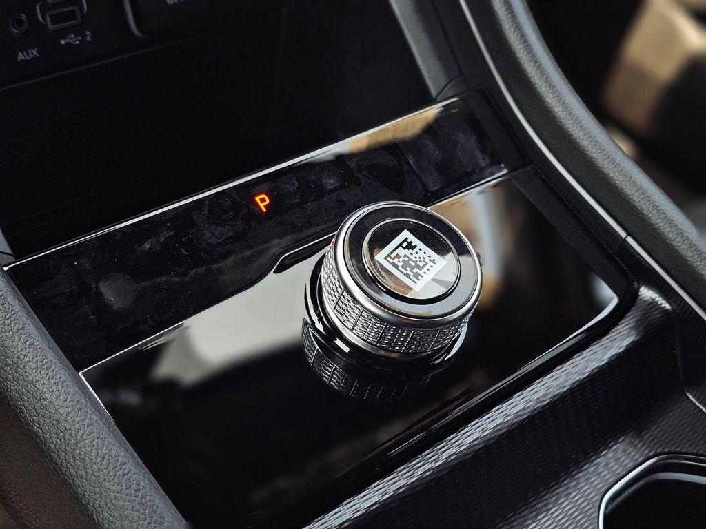 new 2026 Jeep Grand Cherokee car, priced at $27,510