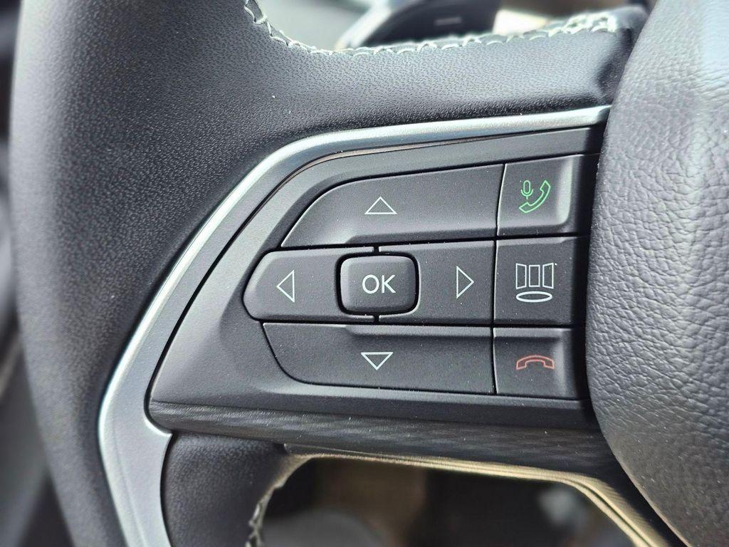 new 2026 Jeep Grand Cherokee car, priced at $27,510