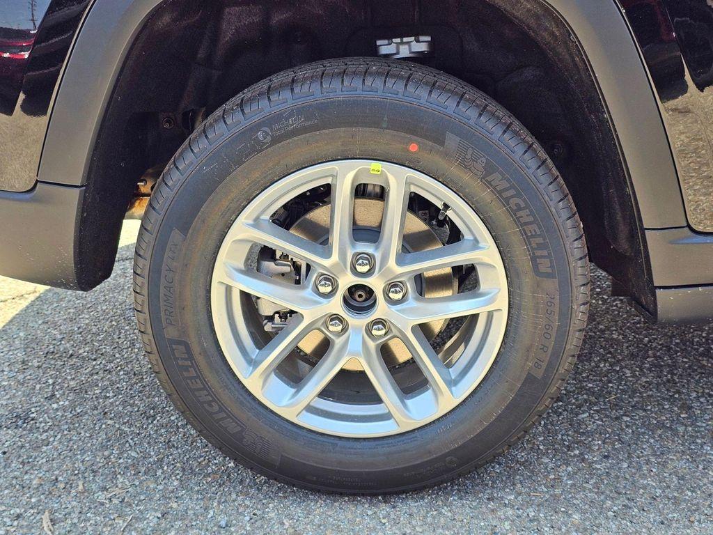 new 2026 Jeep Grand Cherokee car, priced at $27,510