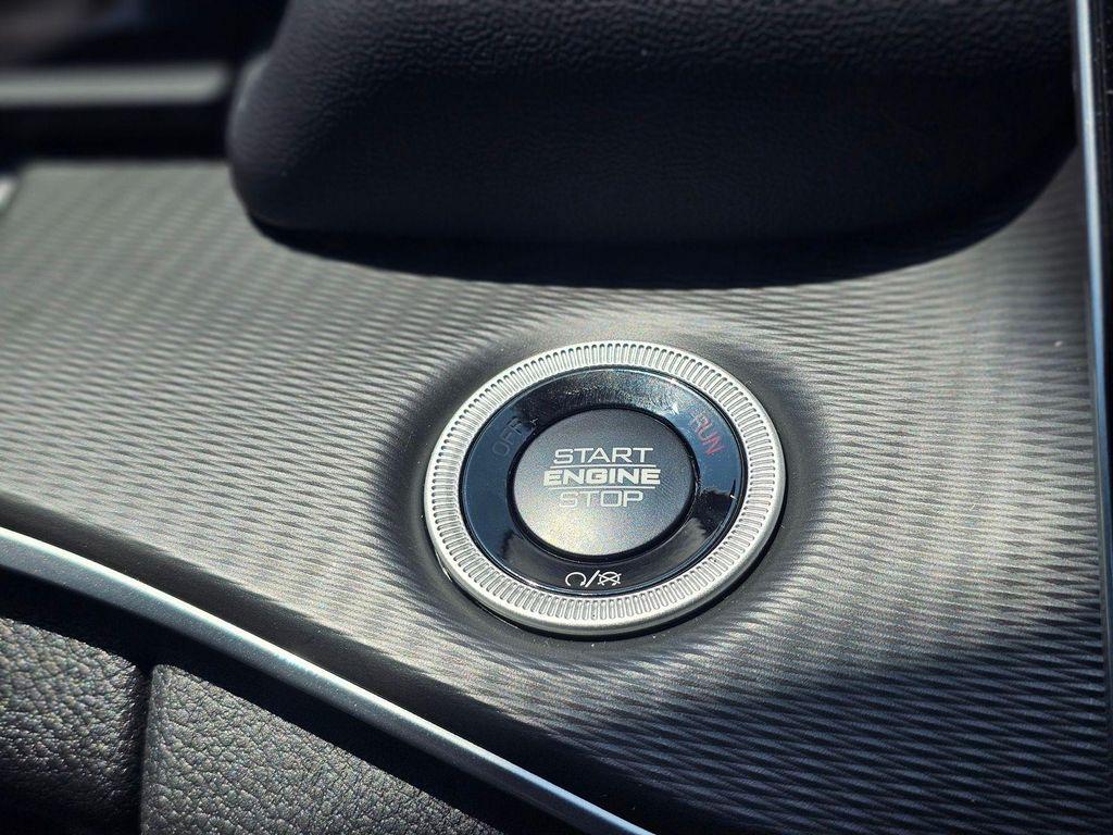 new 2026 Jeep Grand Cherokee car, priced at $27,510