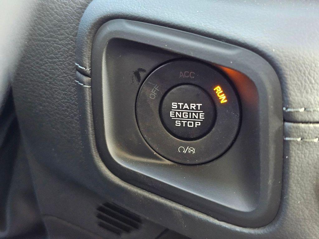 new 2026 Jeep Gladiator car, priced at $51,995