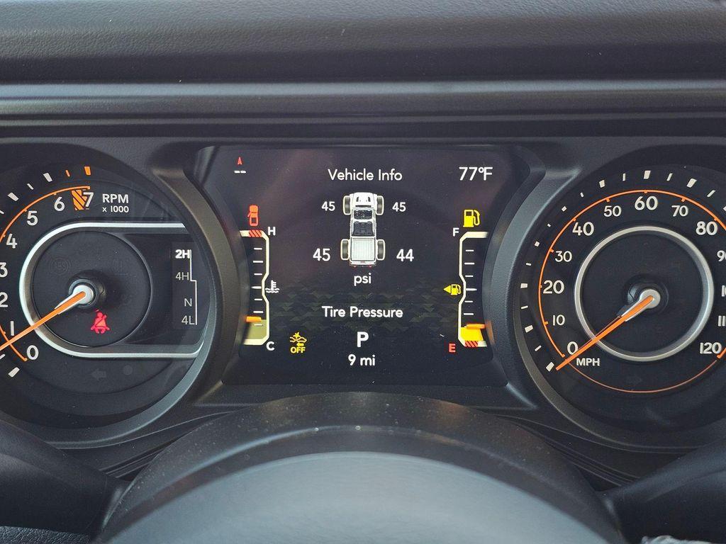 new 2026 Jeep Gladiator car, priced at $51,995