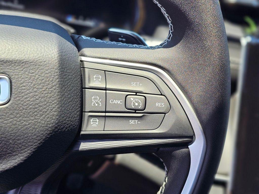 new 2026 Jeep Grand Cherokee car, priced at $29,399