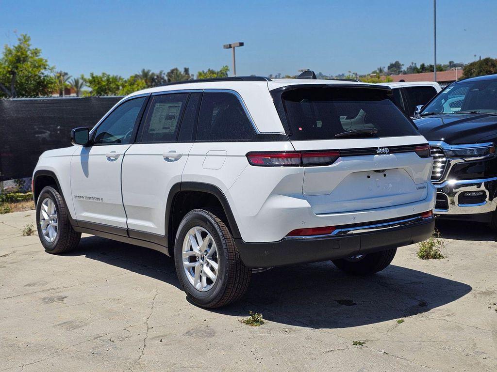 new 2026 Jeep Grand Cherokee car, priced at $29,399
