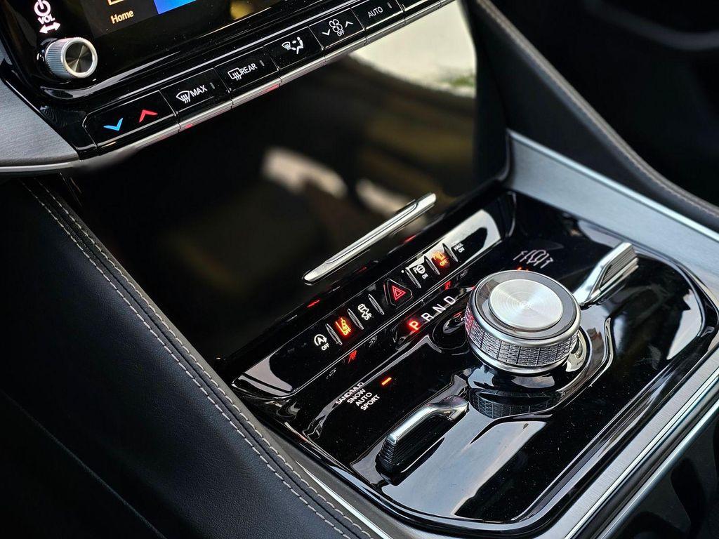 new 2026 Jeep Grand Wagoneer L car, priced at $87,250