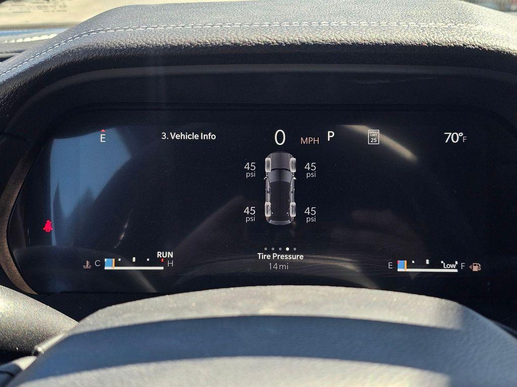 new 2026 Jeep Grand Cherokee car, priced at $39,399