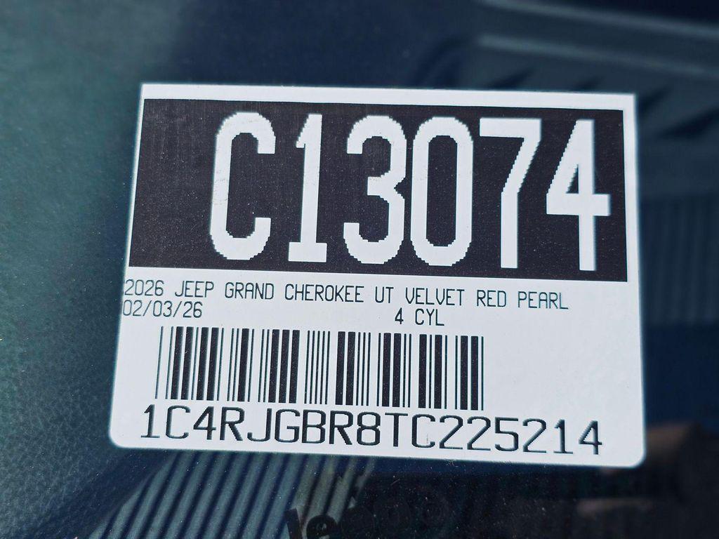 new 2026 Jeep Grand Cherokee car, priced at $39,399