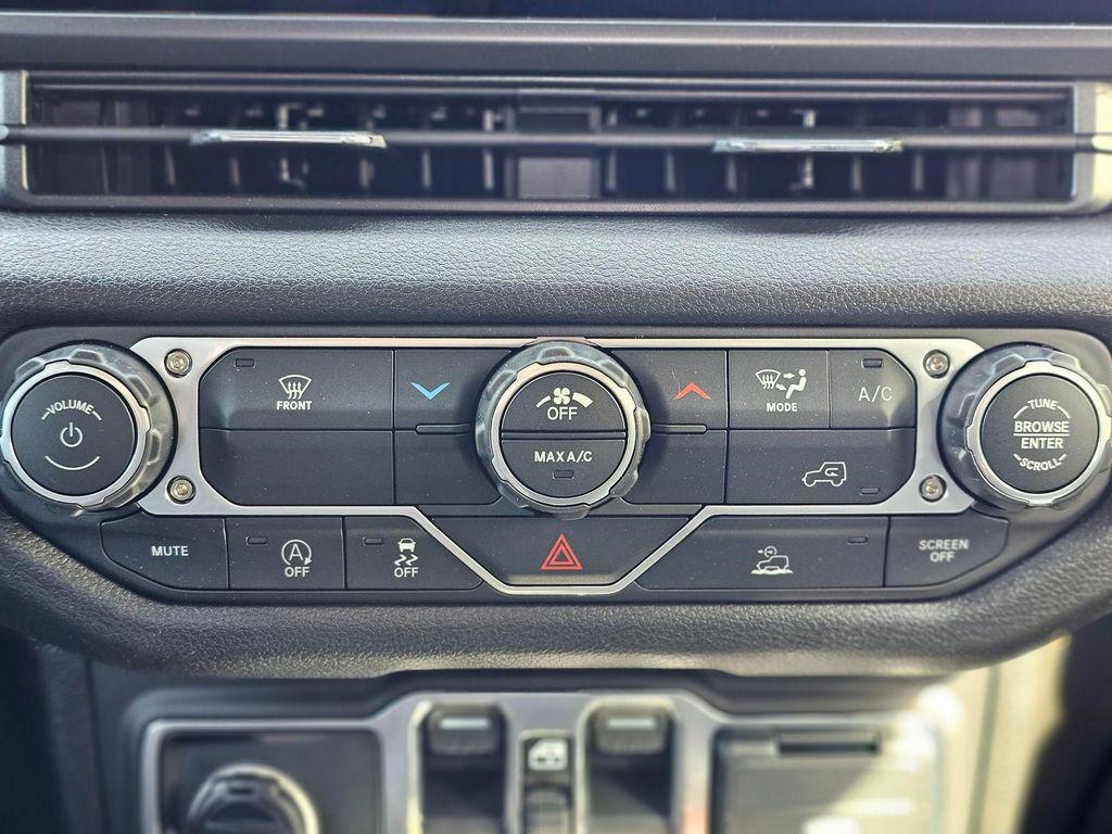 new 2026 Jeep Wrangler car, priced at $41,385