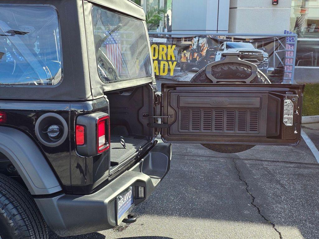 new 2026 Jeep Wrangler car, priced at $41,385