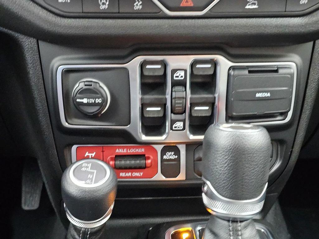 new 2026 Jeep Wrangler car, priced at $47,985