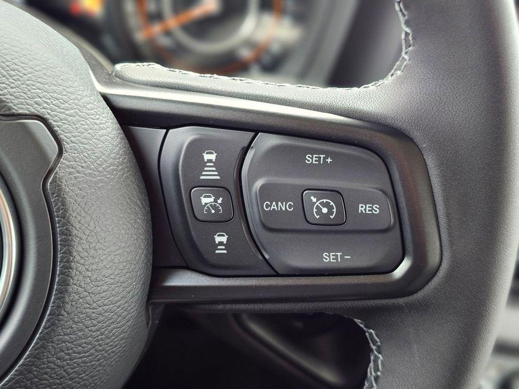 new 2026 Jeep Gladiator car, priced at $34,410