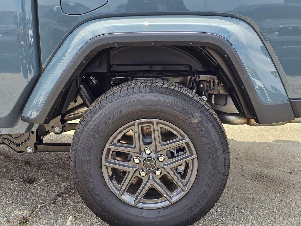 new 2026 Jeep Gladiator car, priced at $34,410