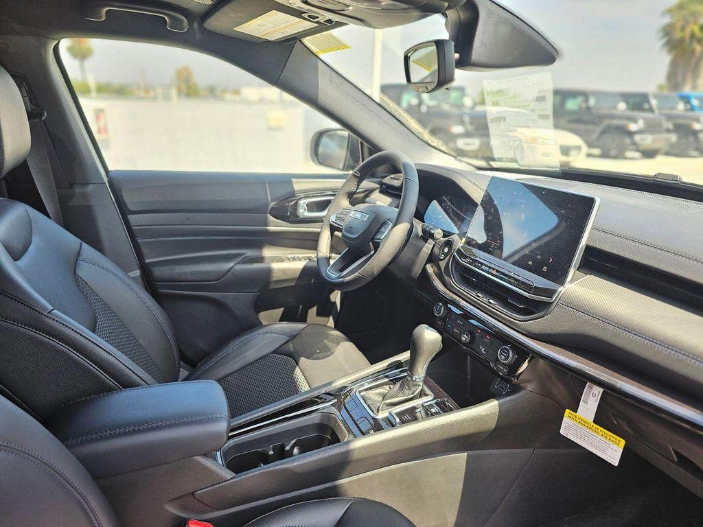 new 2026 Jeep Compass car, priced at $22,345