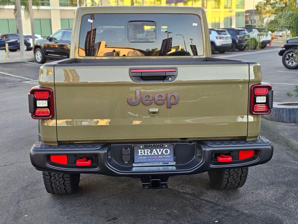 new 2026 Jeep Gladiator car, priced at $48,595