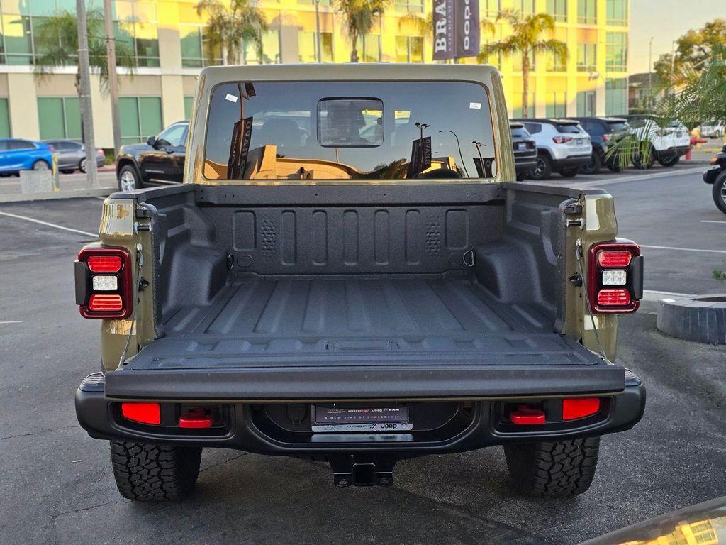 new 2026 Jeep Gladiator car, priced at $48,595