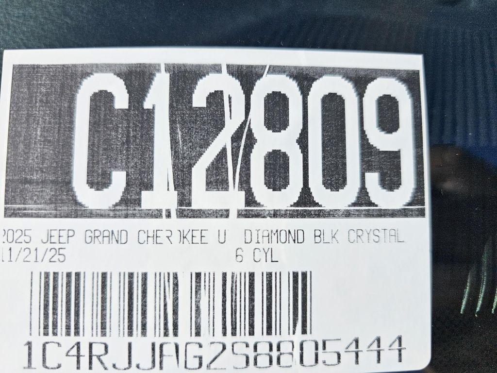 new 2025 Jeep Grand Cherokee L car, priced at $37,225