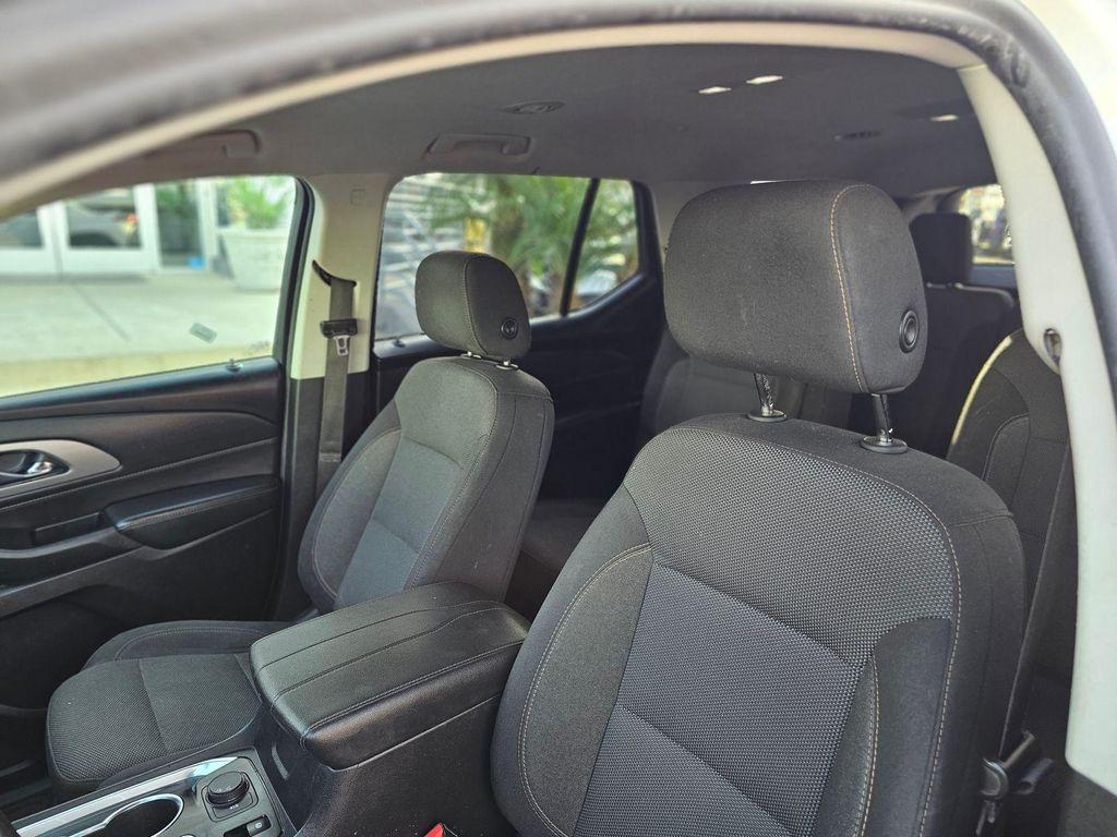 used 2020 Chevrolet Traverse car, priced at $19,595