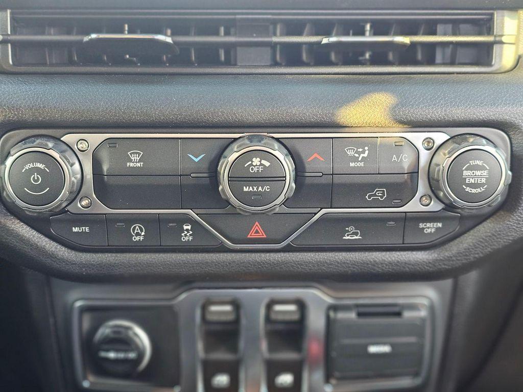 new 2026 Jeep Wrangler car, priced at $38,985