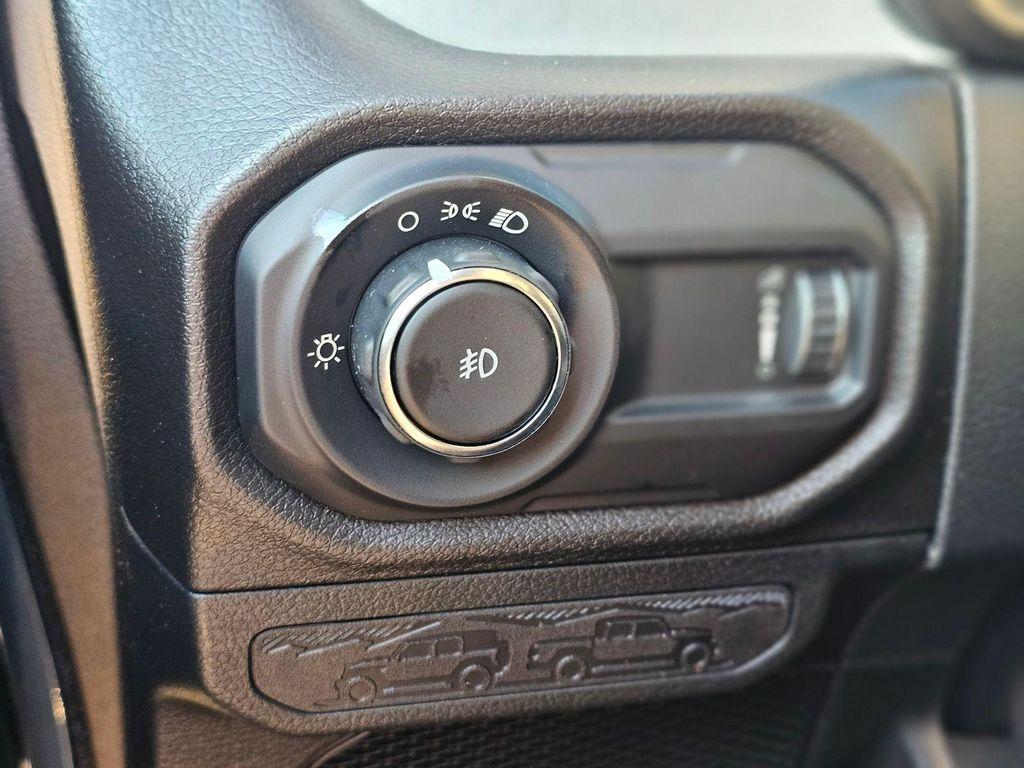 new 2026 Jeep Wrangler car, priced at $38,985