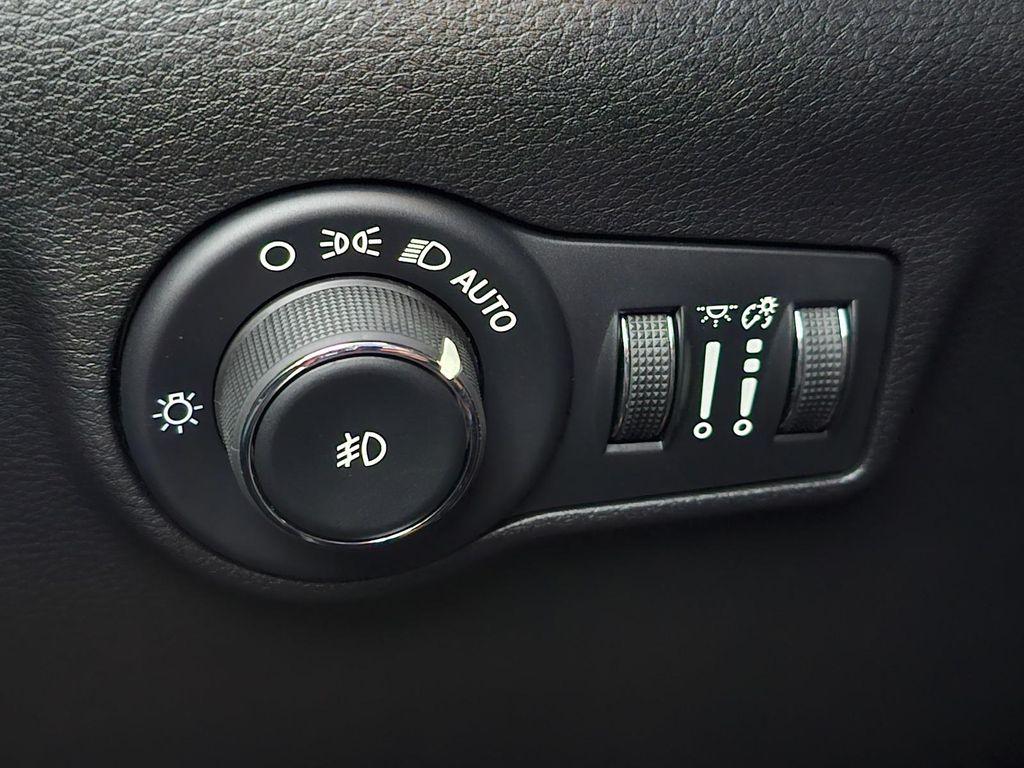 new 2026 Jeep Compass car, priced at $28,985