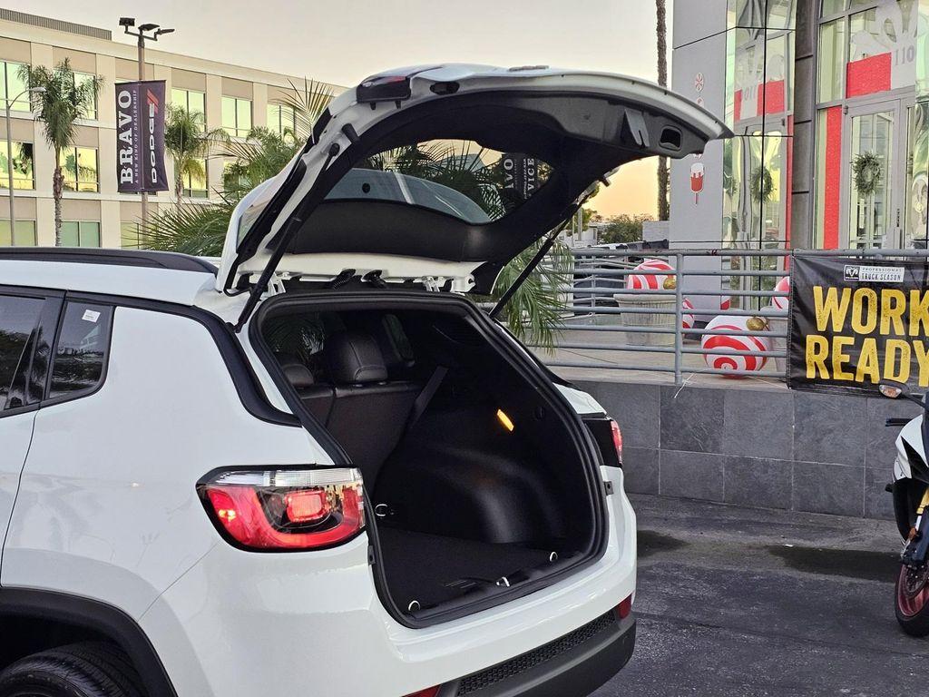 new 2026 Jeep Compass car, priced at $28,985