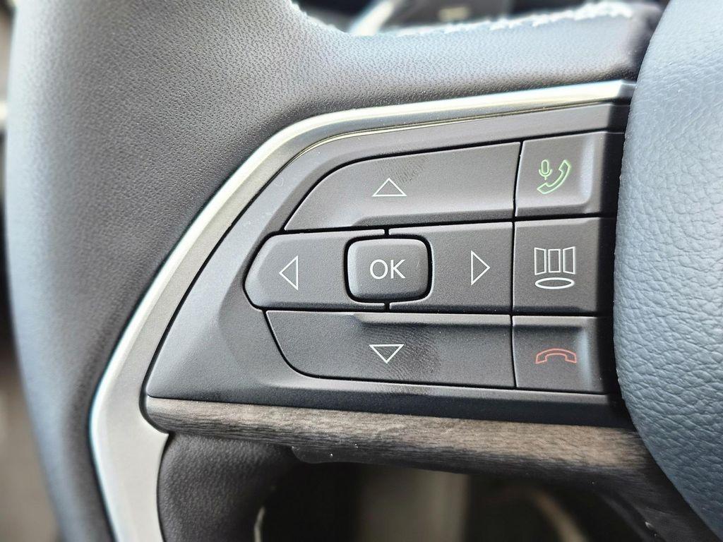 new 2026 Jeep Grand Cherokee car, priced at $44,685