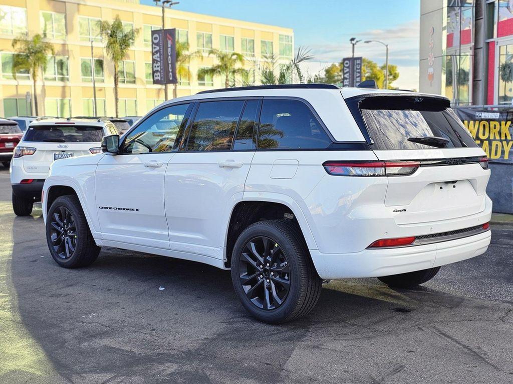 new 2026 Jeep Grand Cherokee car, priced at $44,685