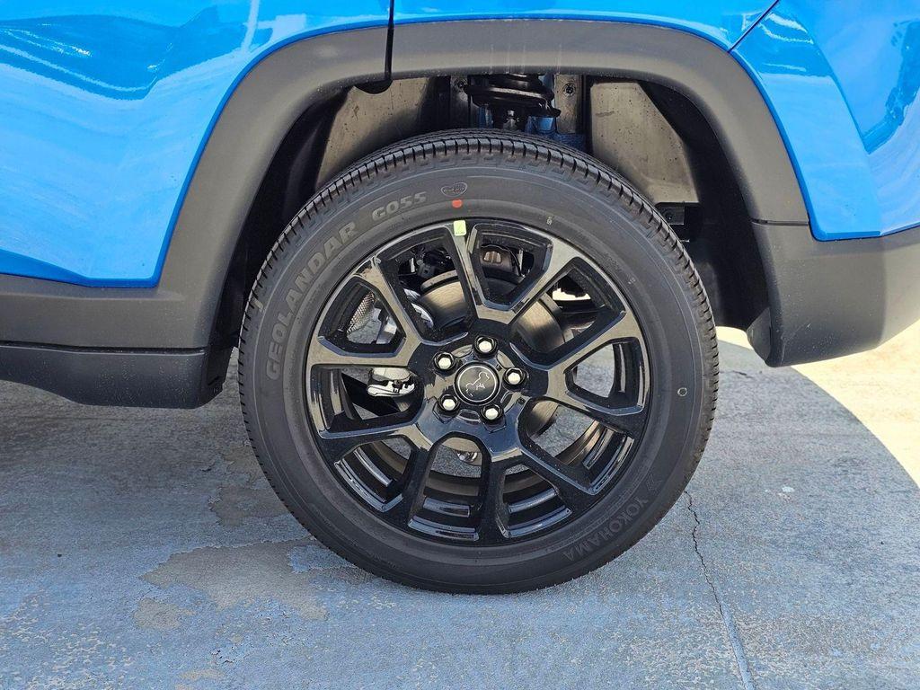 new 2026 Jeep Compass car, priced at $22,345