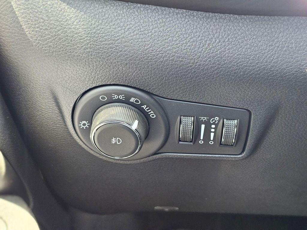new 2026 Jeep Compass car, priced at $22,345