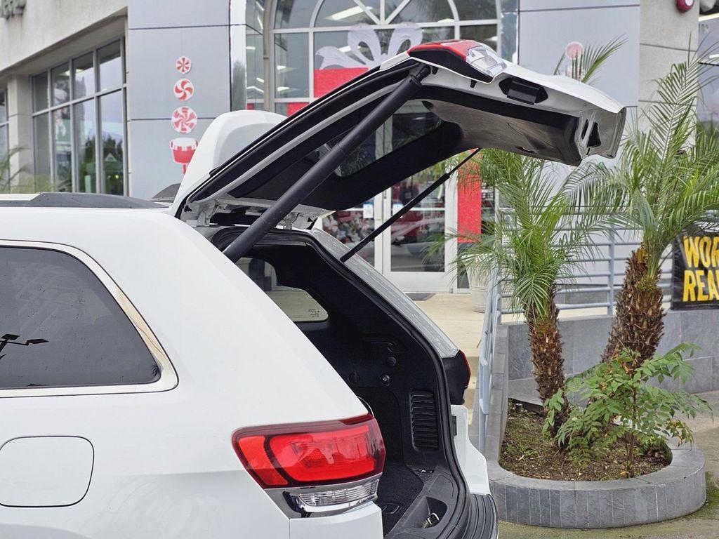 used 2020 Jeep Grand Cherokee car, priced at $19,265