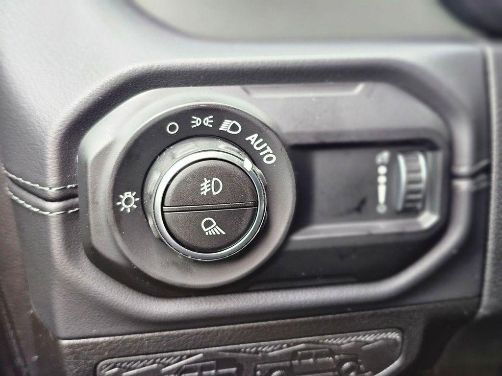 new 2026 Jeep Gladiator car, priced at $57,530