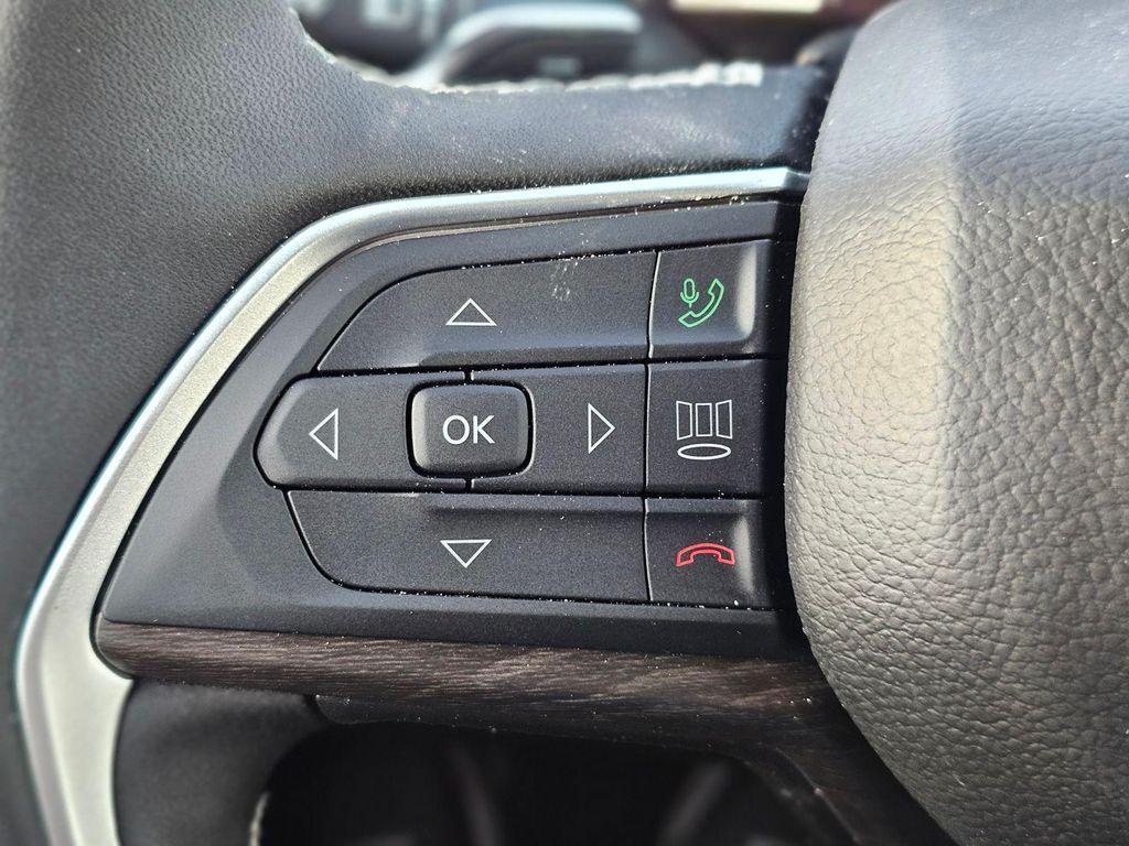 new 2026 Jeep Grand Cherokee L car, priced at $41,995