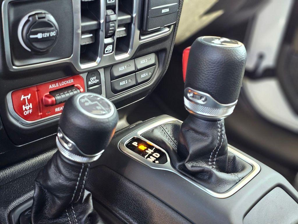 new 2026 Jeep Wrangler car, priced at $52,385