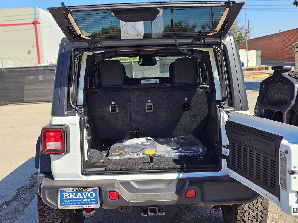 new 2026 Jeep Wrangler car, priced at $52,385