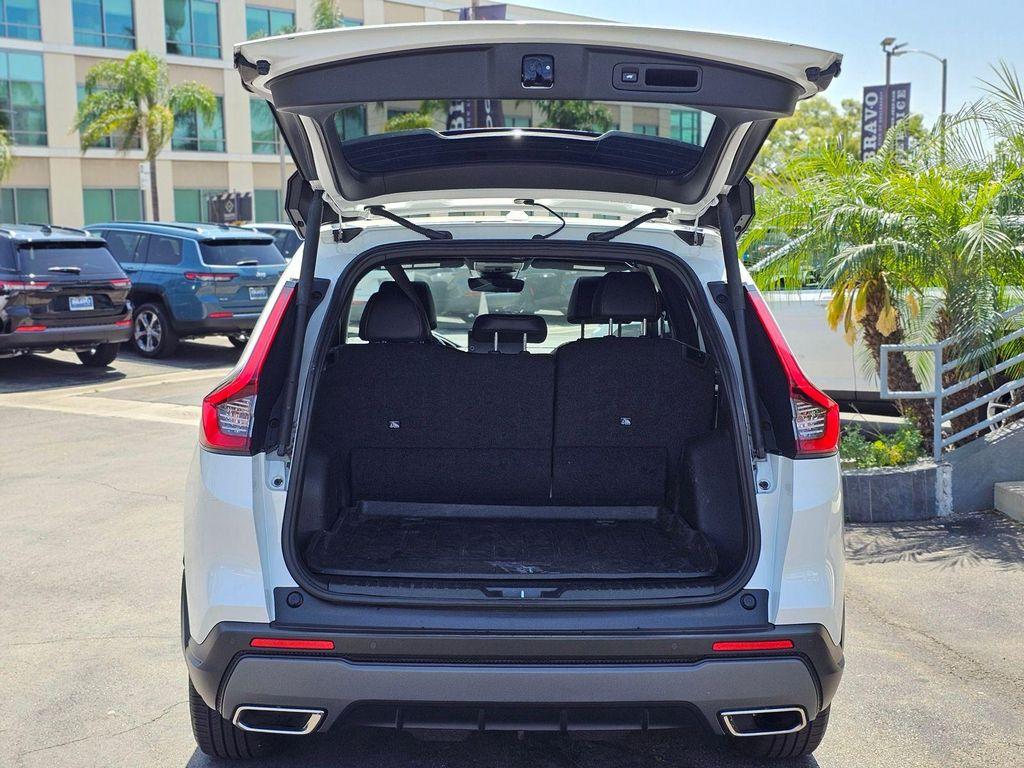used 2024 Honda CR-V Hybrid car, priced at $32,579
