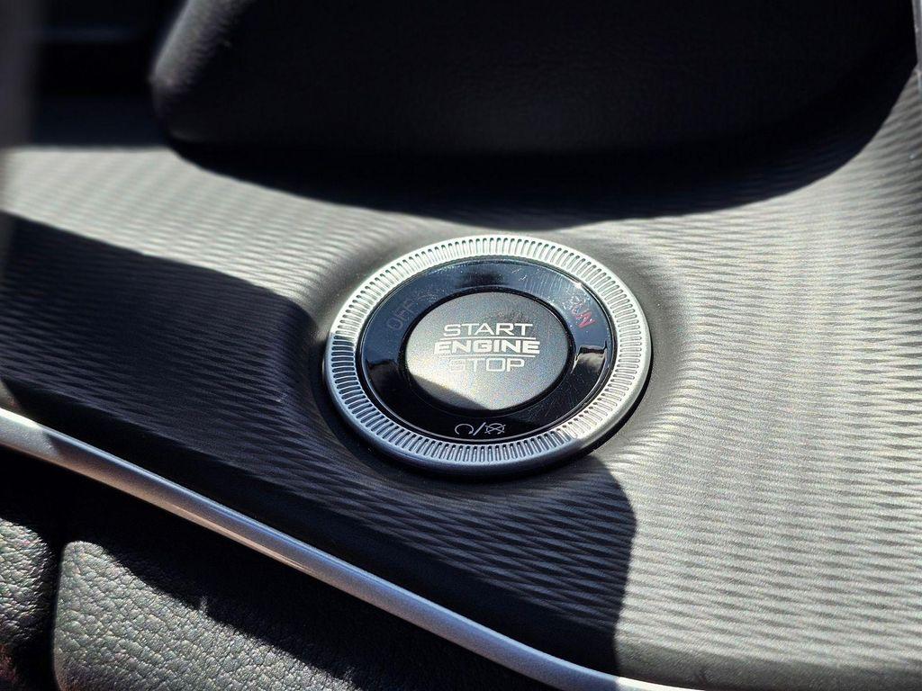 new 2026 Jeep Grand Cherokee car, priced at $35,415
