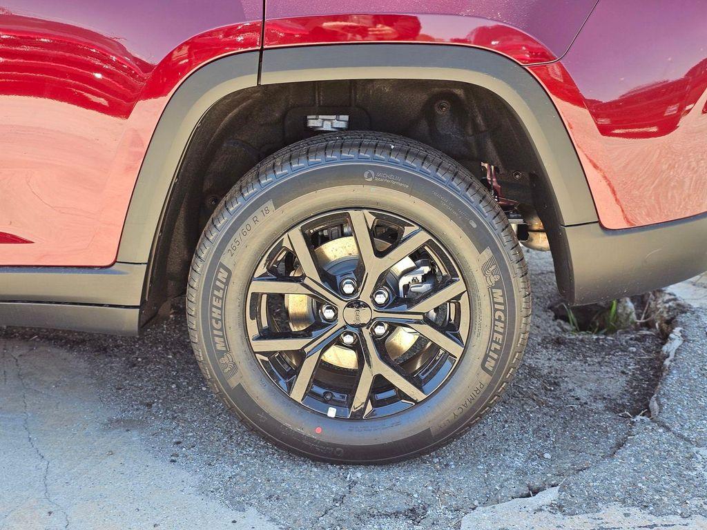 new 2026 Jeep Grand Cherokee car, priced at $40,350