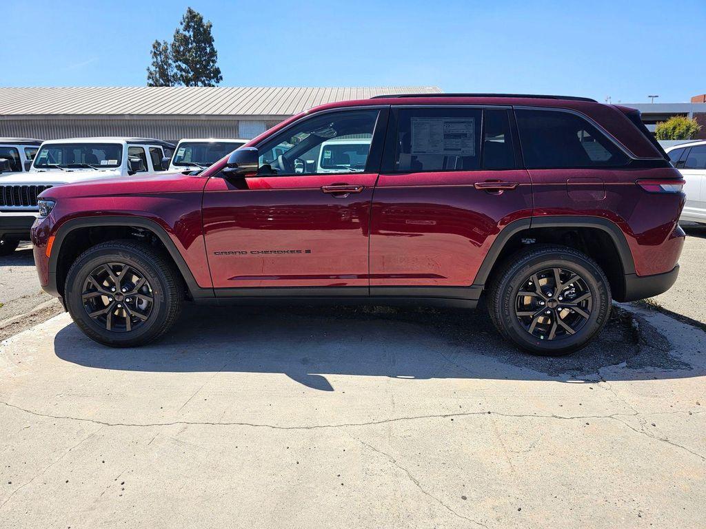 new 2026 Jeep Grand Cherokee car, priced at $40,350