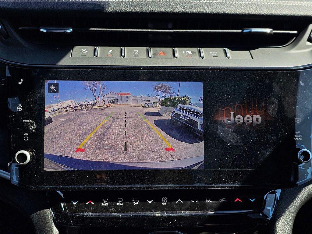 new 2026 Jeep Grand Cherokee L car, priced at $42,580