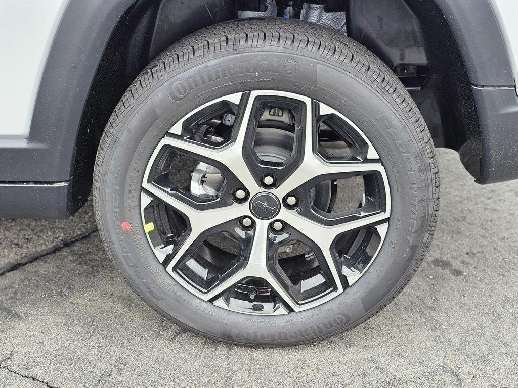 new 2026 Jeep Compass car, priced at $28,980