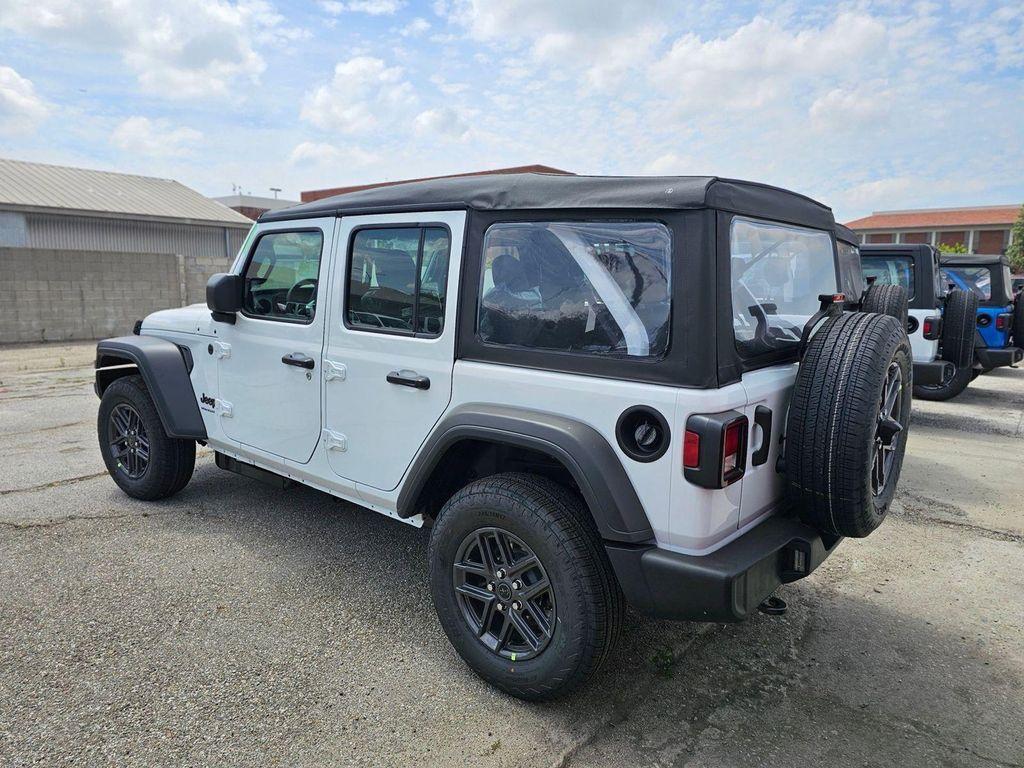 new 2026 Jeep Wrangler car, priced at $39,790
