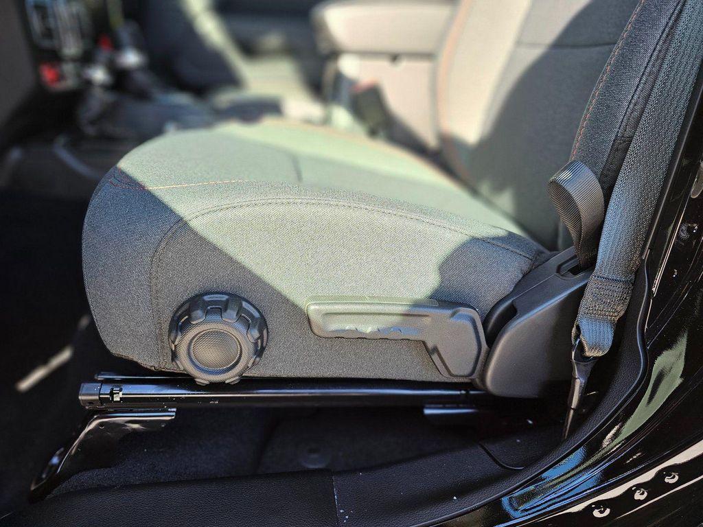 new 2026 Jeep Gladiator car, priced at $48,485