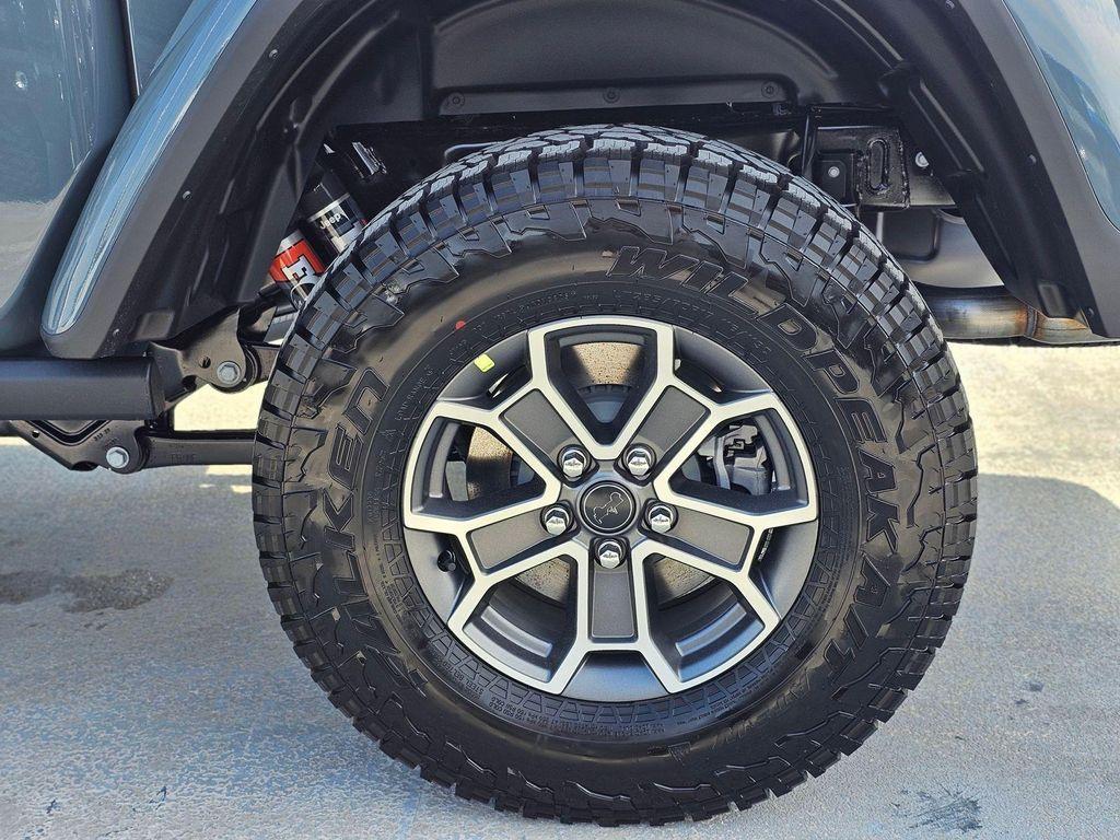 new 2026 Jeep Gladiator car, priced at $57,570