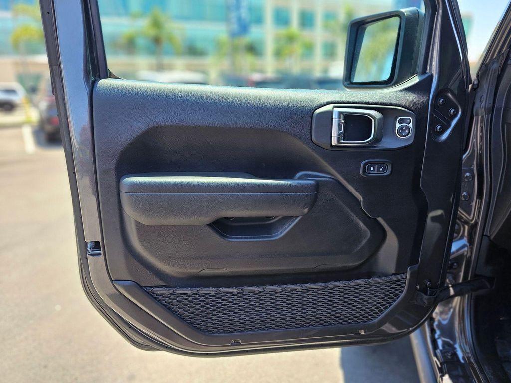 used 2025 Jeep Gladiator car, priced at $43,995